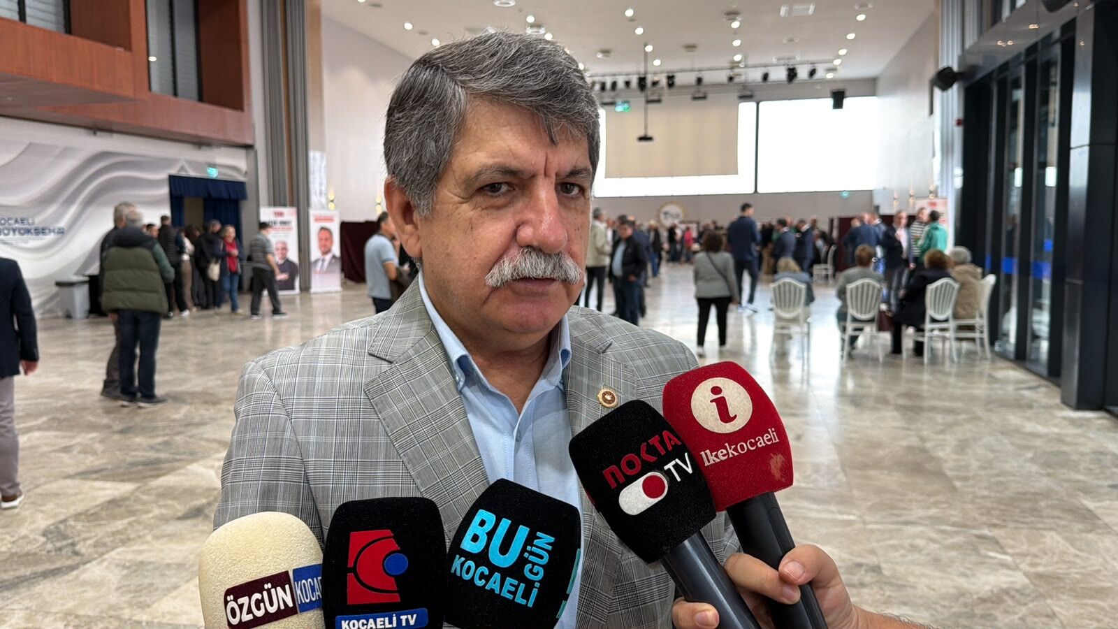MUHİP KANKO İZMİT ÖN SEÇİMİNDE OYUNU KULLANDI-2