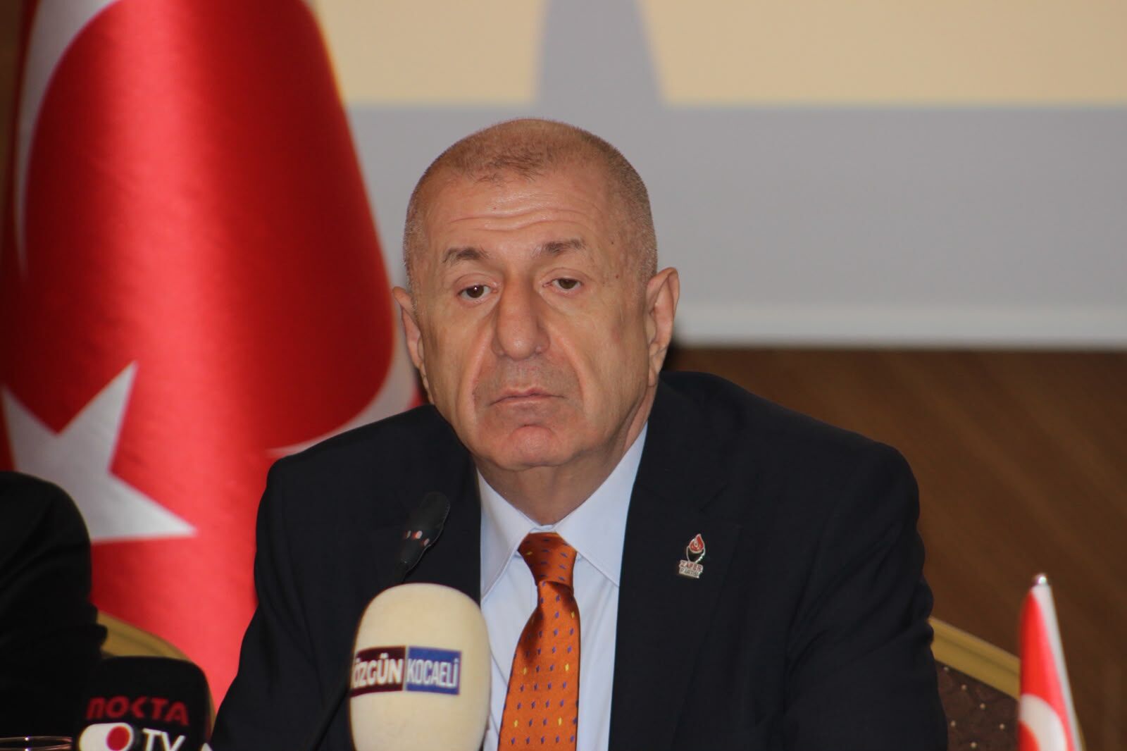 ÜMİT ÖZDAĞ’DAN ÖZGÜR ÖZEL’E SERT TEPKİ ŞEYH SAİD İLE EL ELE YÜRÜNEMEZ-1