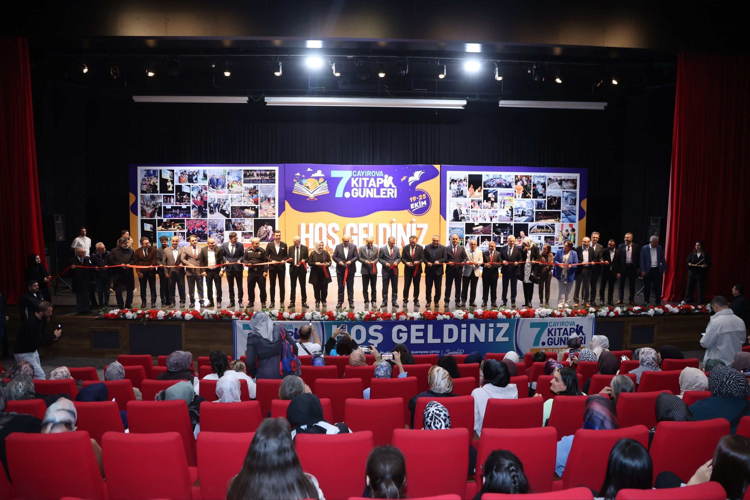 Çayırova’da Kültür Şöleni Başladı: Kitap Günleri Açıldı