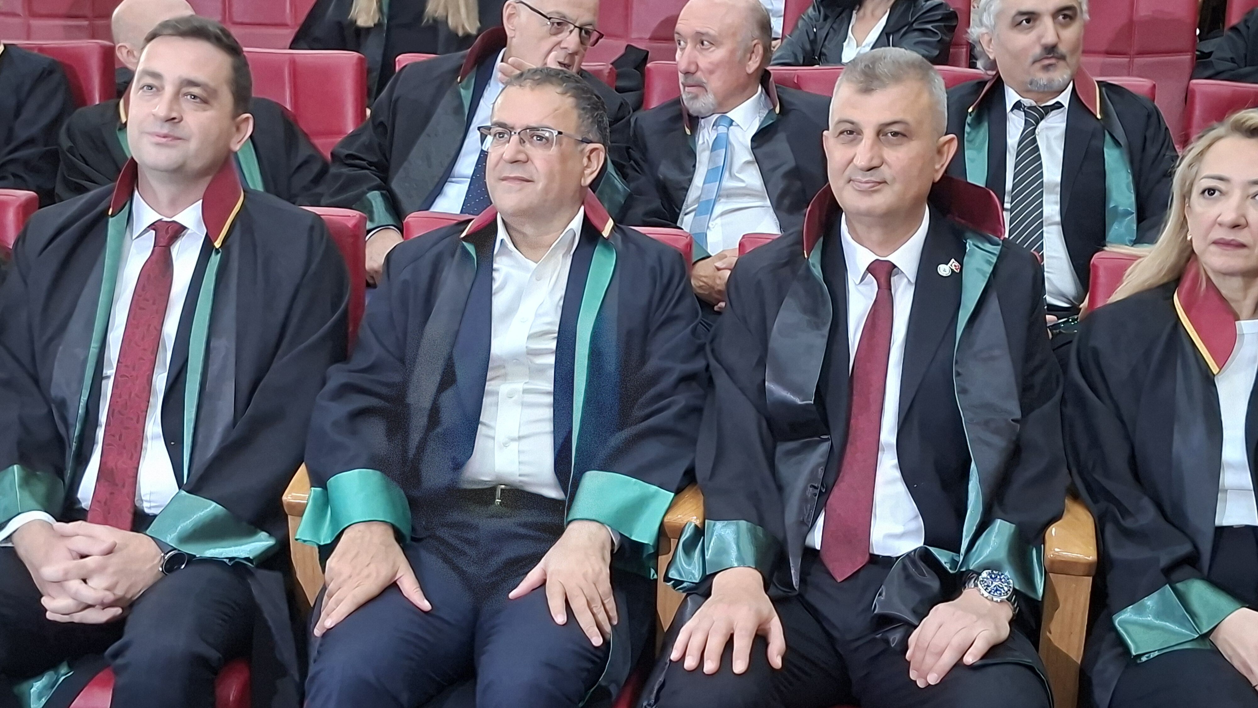Kocaeli’nin İki Belediye Başkanı Cübbeleriyle Baro Seçimlerinde-1