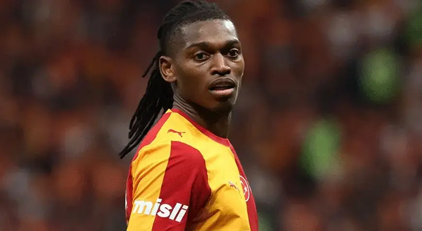 Galatasaray'da Rafael Leao endişesi: İkinci yarıda girdiği maçta yalnızca 15 dakika kalabildi