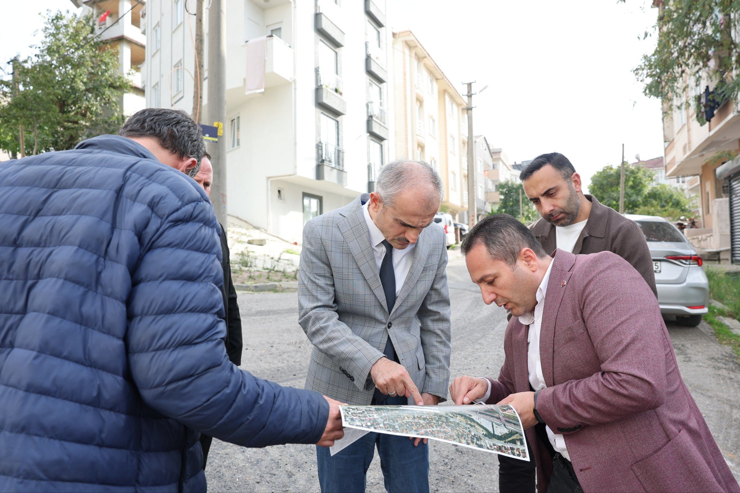 cayirova-belediyesi-ataturk-mahallesi-asfalt-serim-calismasi-3