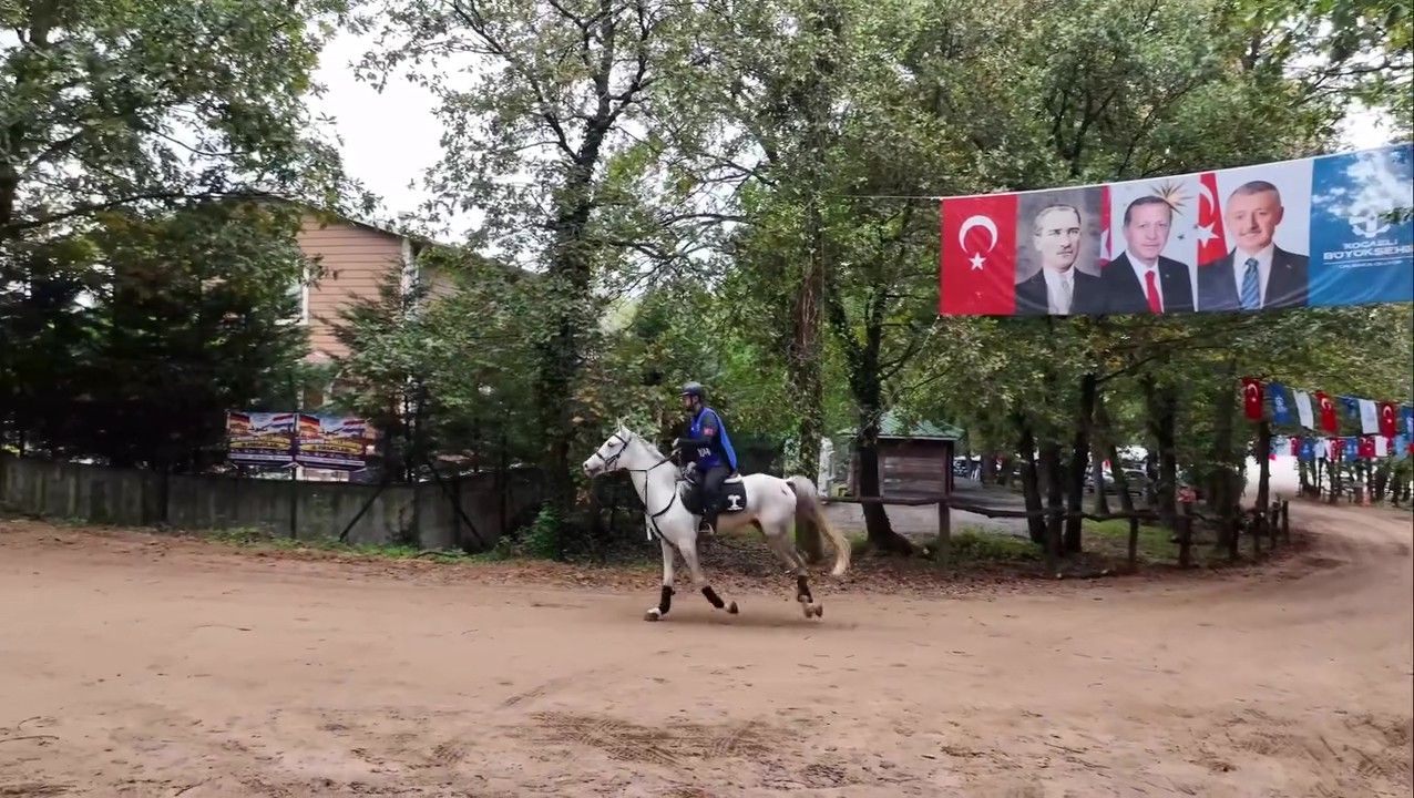 kocaeli-buyuksehir-belediyesi-atli-dayaniklilik-yarislari-parkur-2