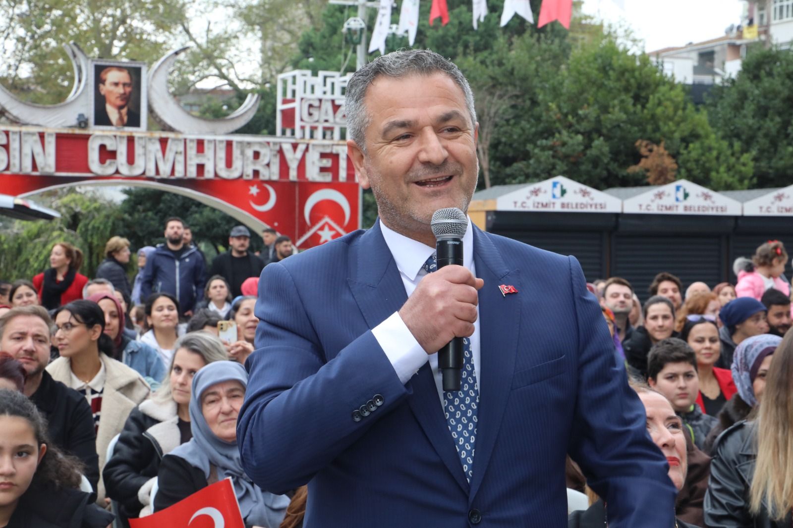 izmit-belediyesi-cinar-cocuk-evleri-29-ekim-cumhuriyet-korteji-koro-fethiye-caddesi-2