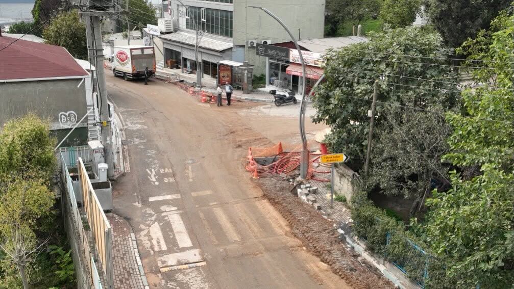 Diliskelesi'nde Elektrik Hatları Yer Altına Alınıyor (2)