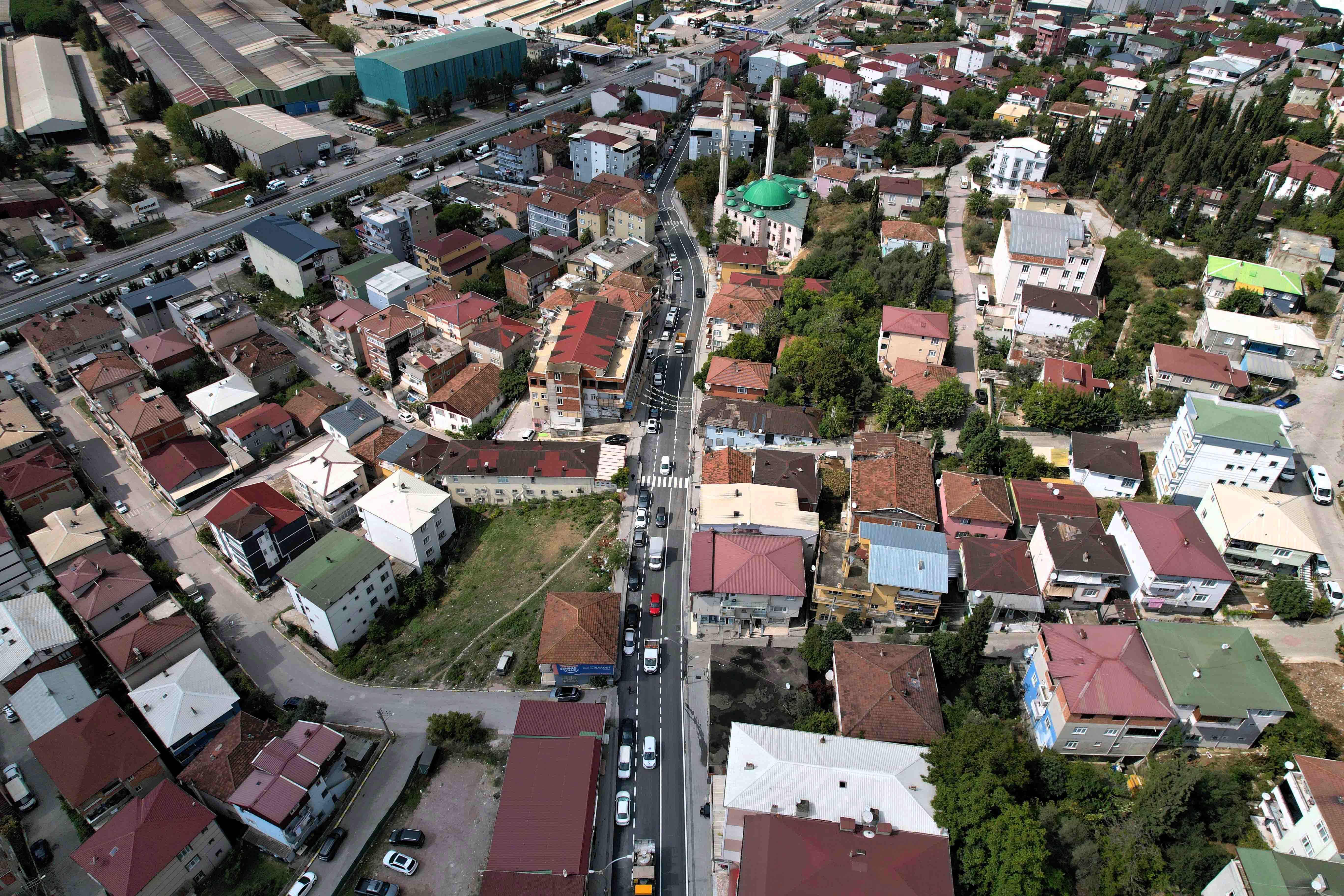 Dilovası’nda Yollar Yenileniyor, Ulaşım Rahatlıyor. (2)