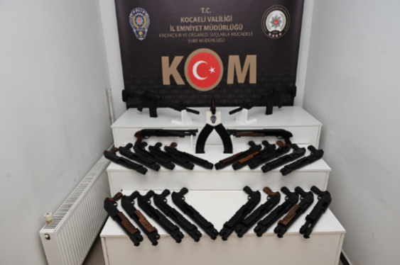 kocaeli-emniyeti-kom-korfez-d100-yivsiz-av-tufegi-silah-operasyonu-1
