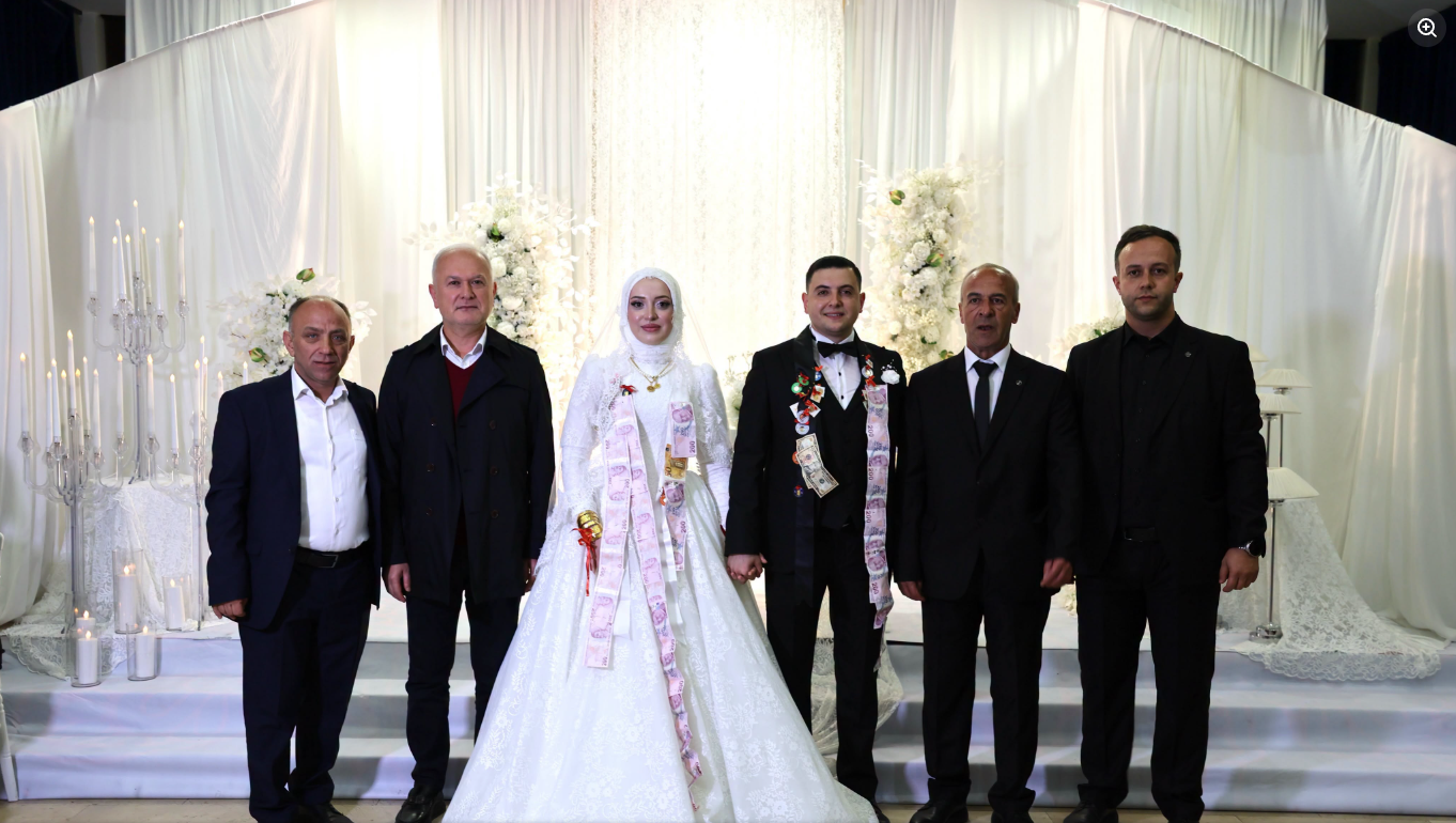 KARAMÜRSEL DÜĞÜN-1