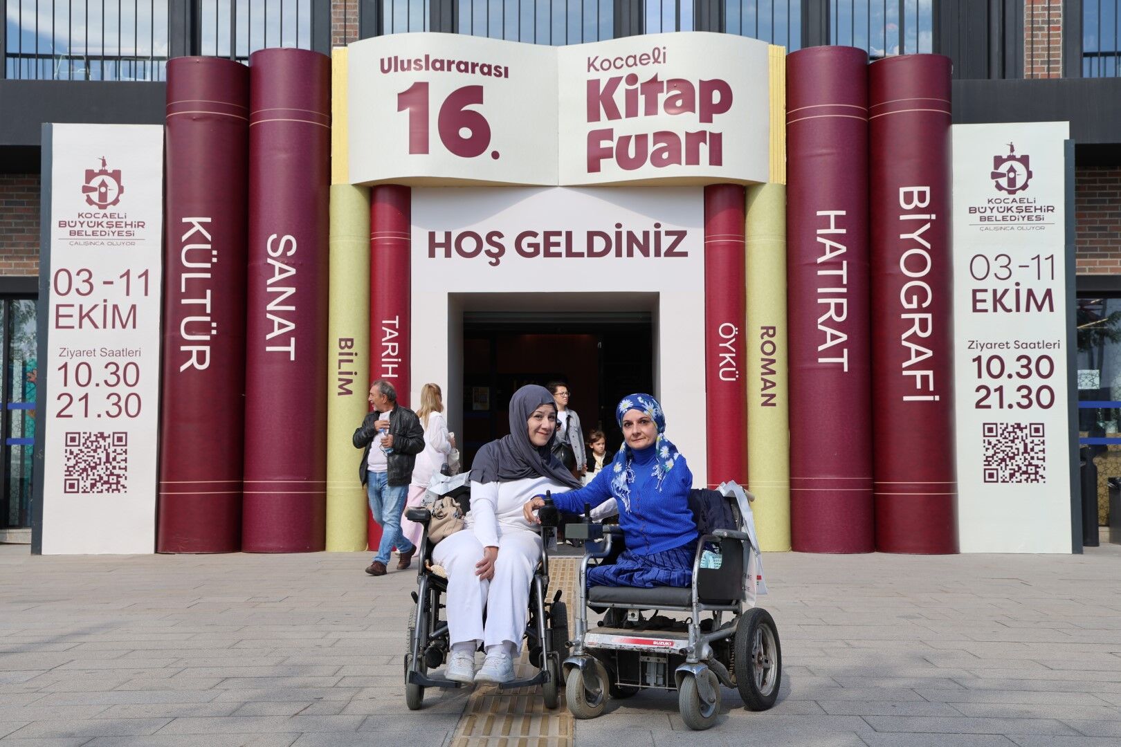 “Engelsiz Taksi” Ile Kitap Fuarı’na Kolay Ulaşım (8)