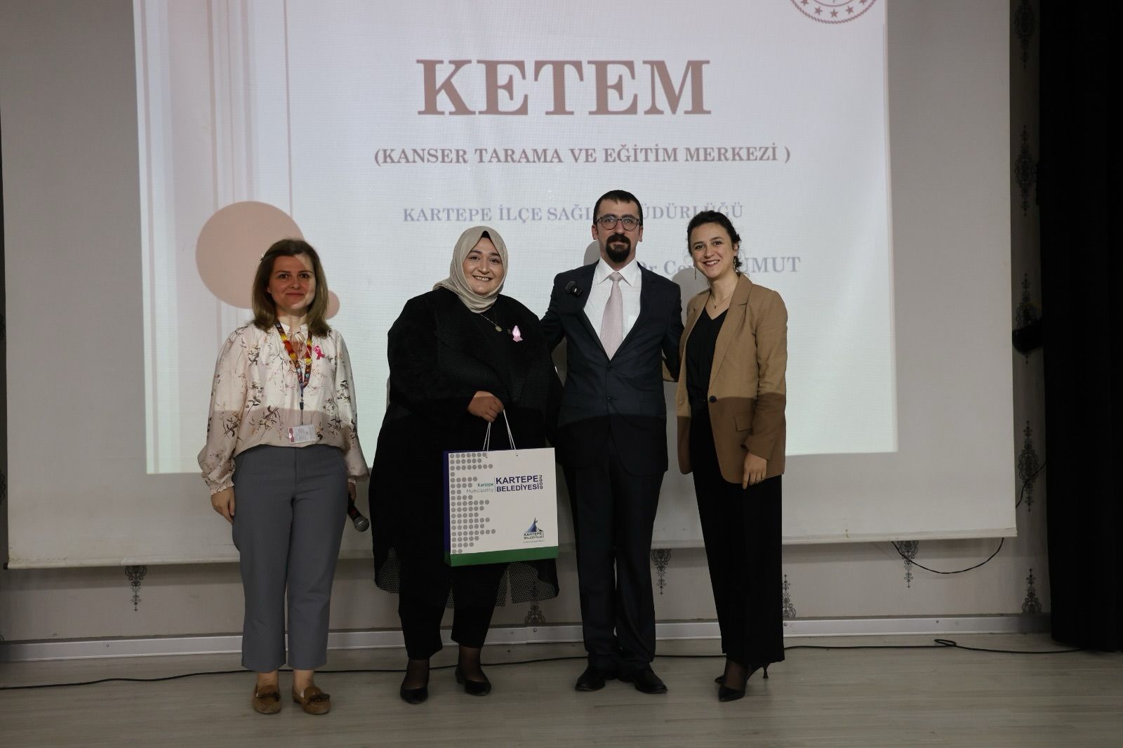 kartepe-belediyesi-meme-kanseri-farkindalik-semiyneri-abdullah-gunes-4
