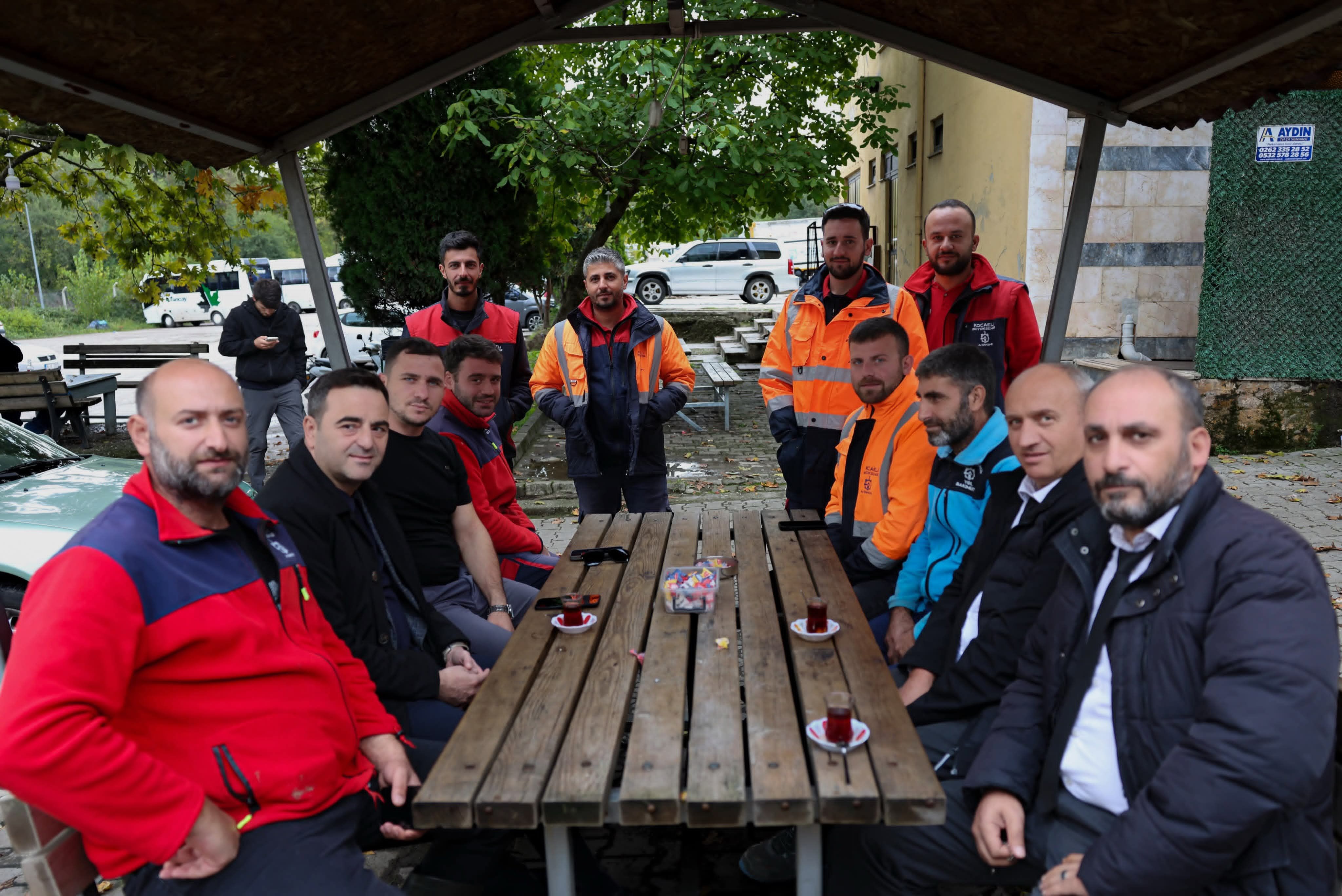 Başiskele Başkanı Özlü’den Sahadaki Ekiplere Teşekkür