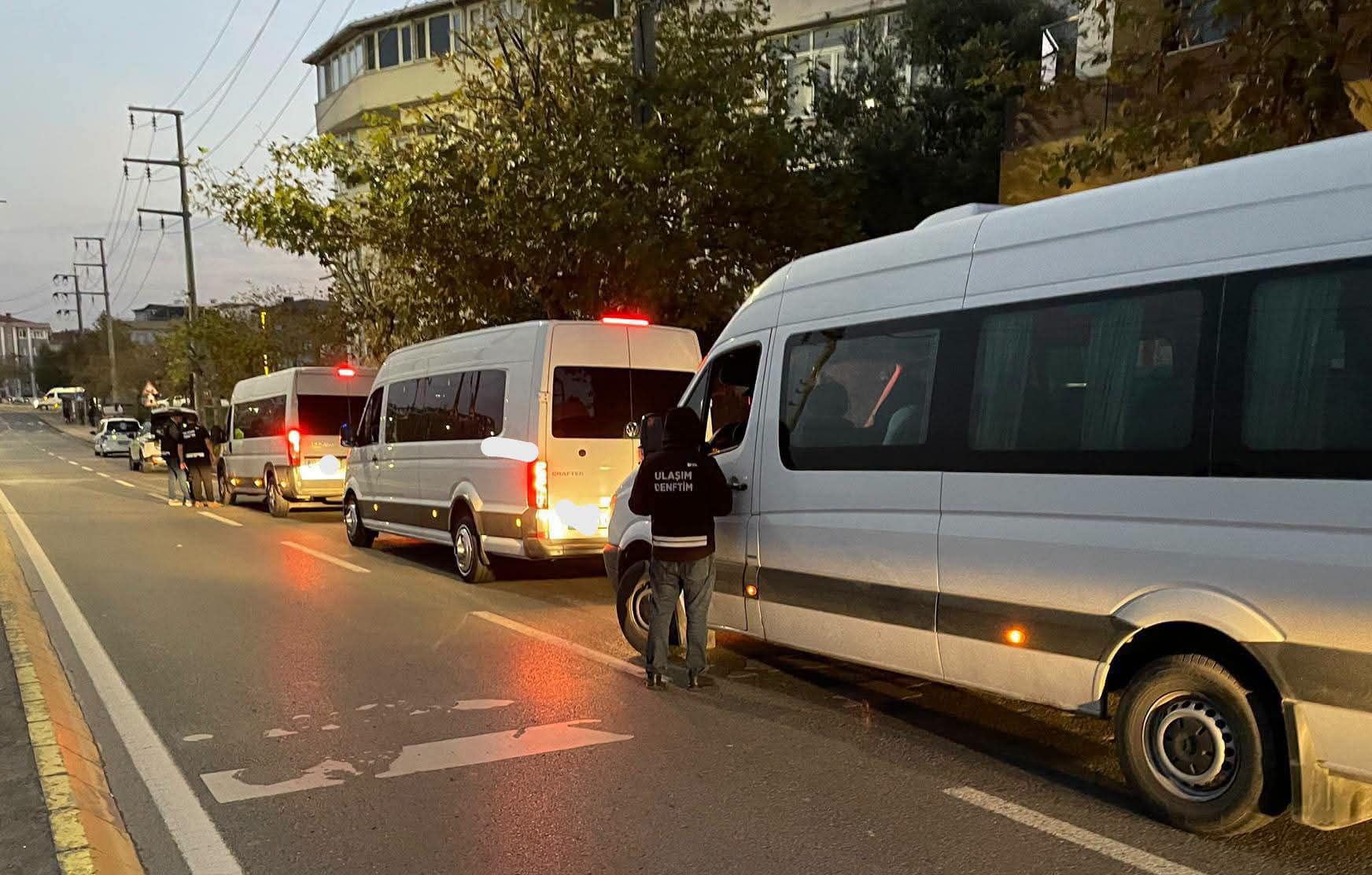 Darıca'da Korsan Servislere Denetim! Araçlara İşlem Yapıldı-1