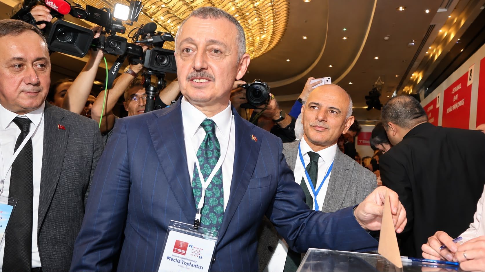 TAHİR BÜYÜKAKIN KAZANDI-3