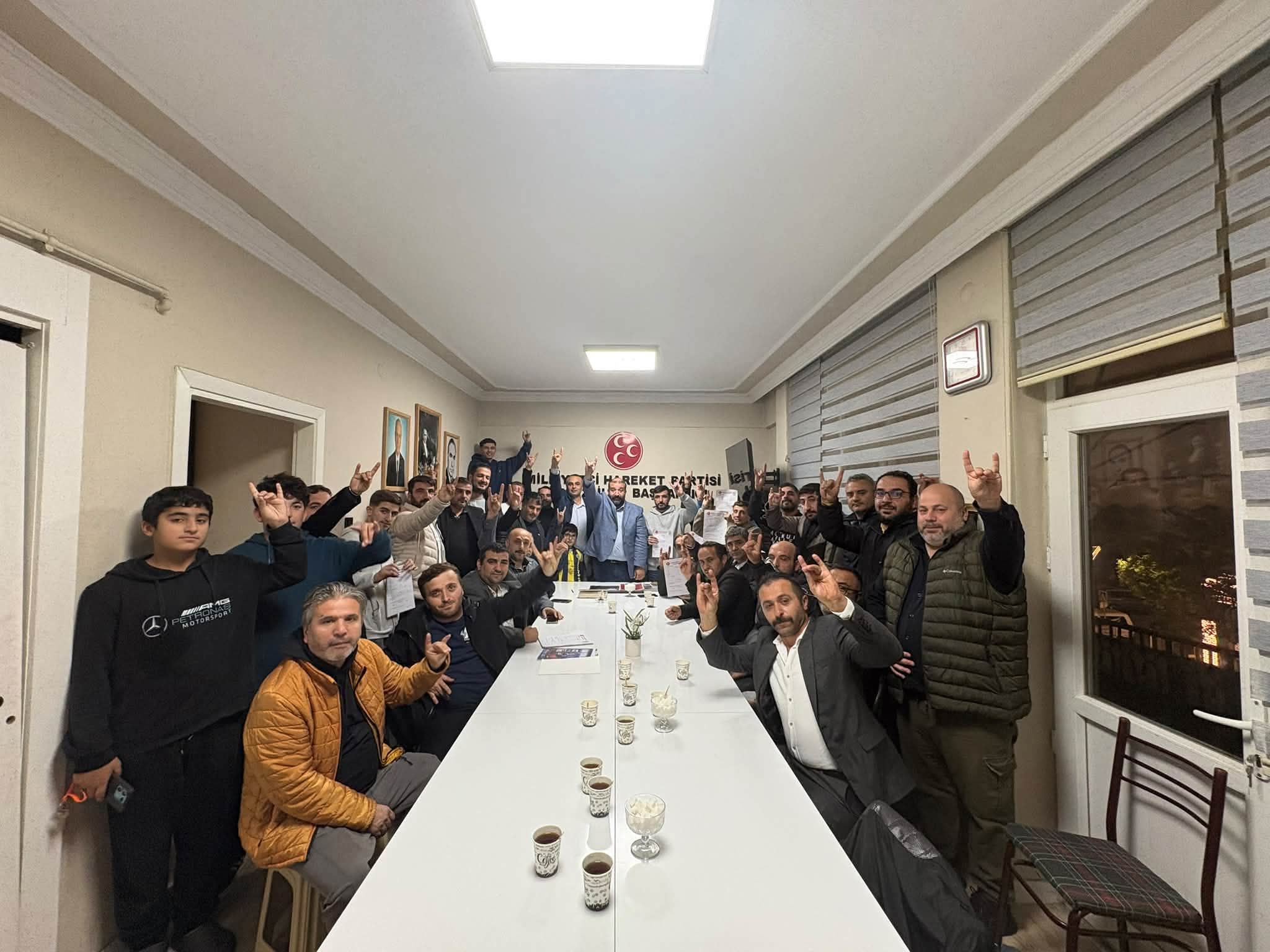 MHP Körfez’de Üye Atağı: Bir Ayda 400 Kişi Katıldı
