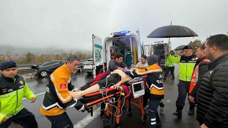 dundar-ziya-gultekin-trafik-kazasi-anadolu-otoyolu-duzce-3