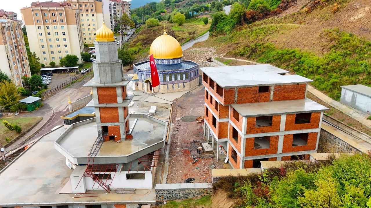 Karamursel Aksa Camii Kocaeli Buyuksehir Destegi