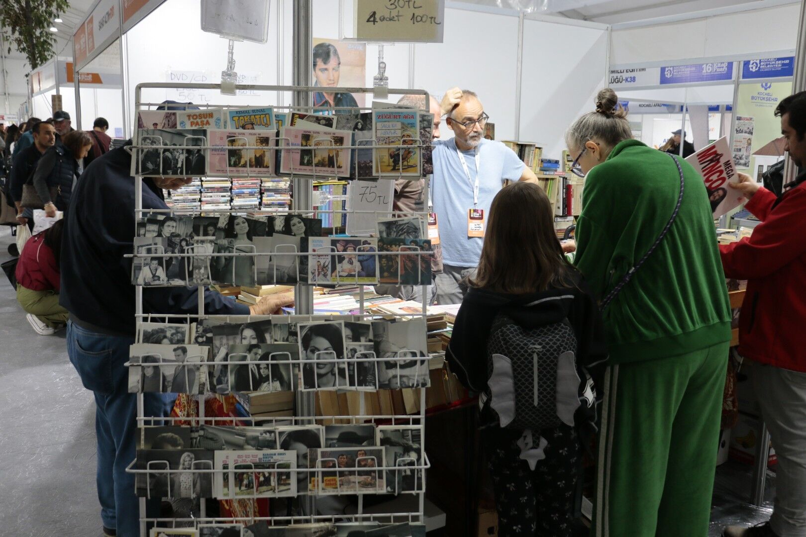 Kocaeli Kitap Fuarı’nda Sahaflara Büyük İlgi-4
