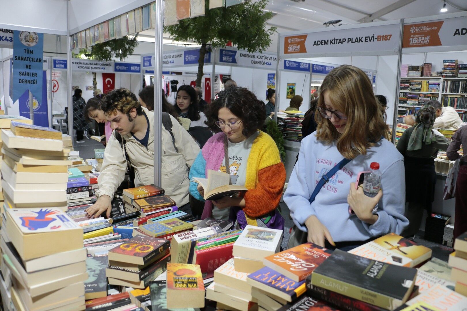 Kocaeli Kitap Fuarı’nda Sahaflara Büyük İlgi-3