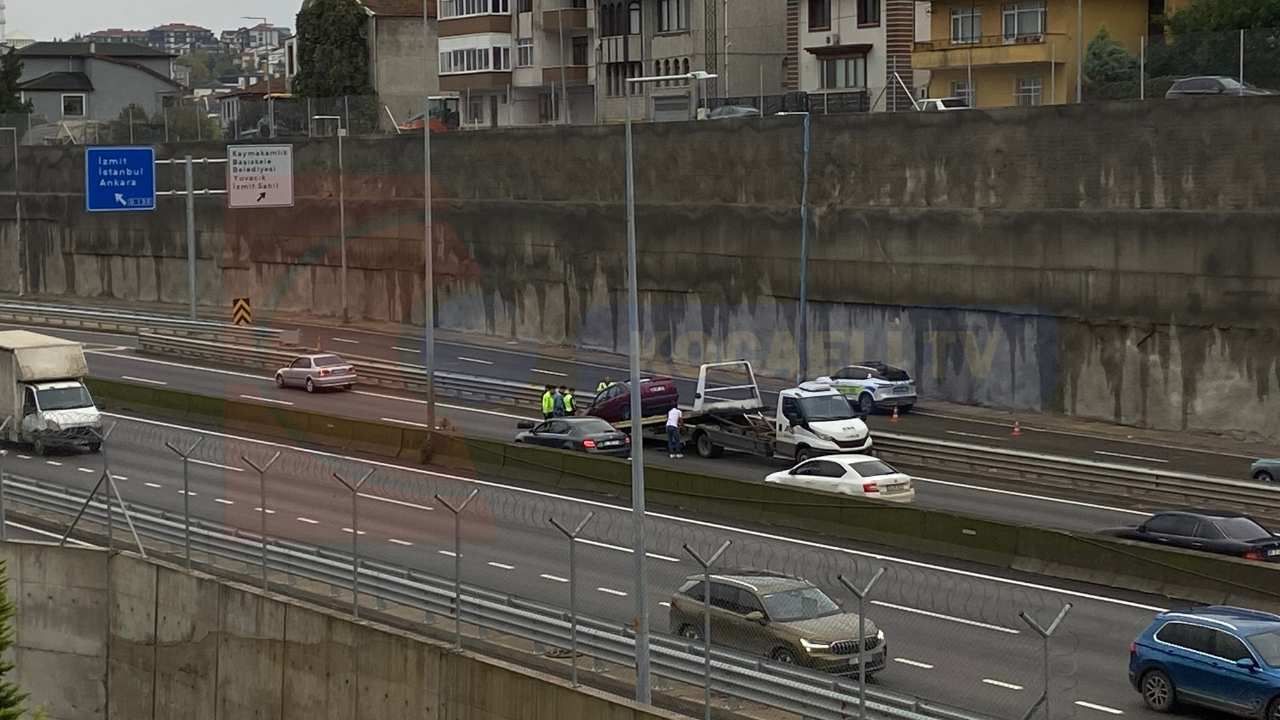 Başiskele D-130 Karayolu'nda Trafik Kazası: Metrelerce Kuyruk