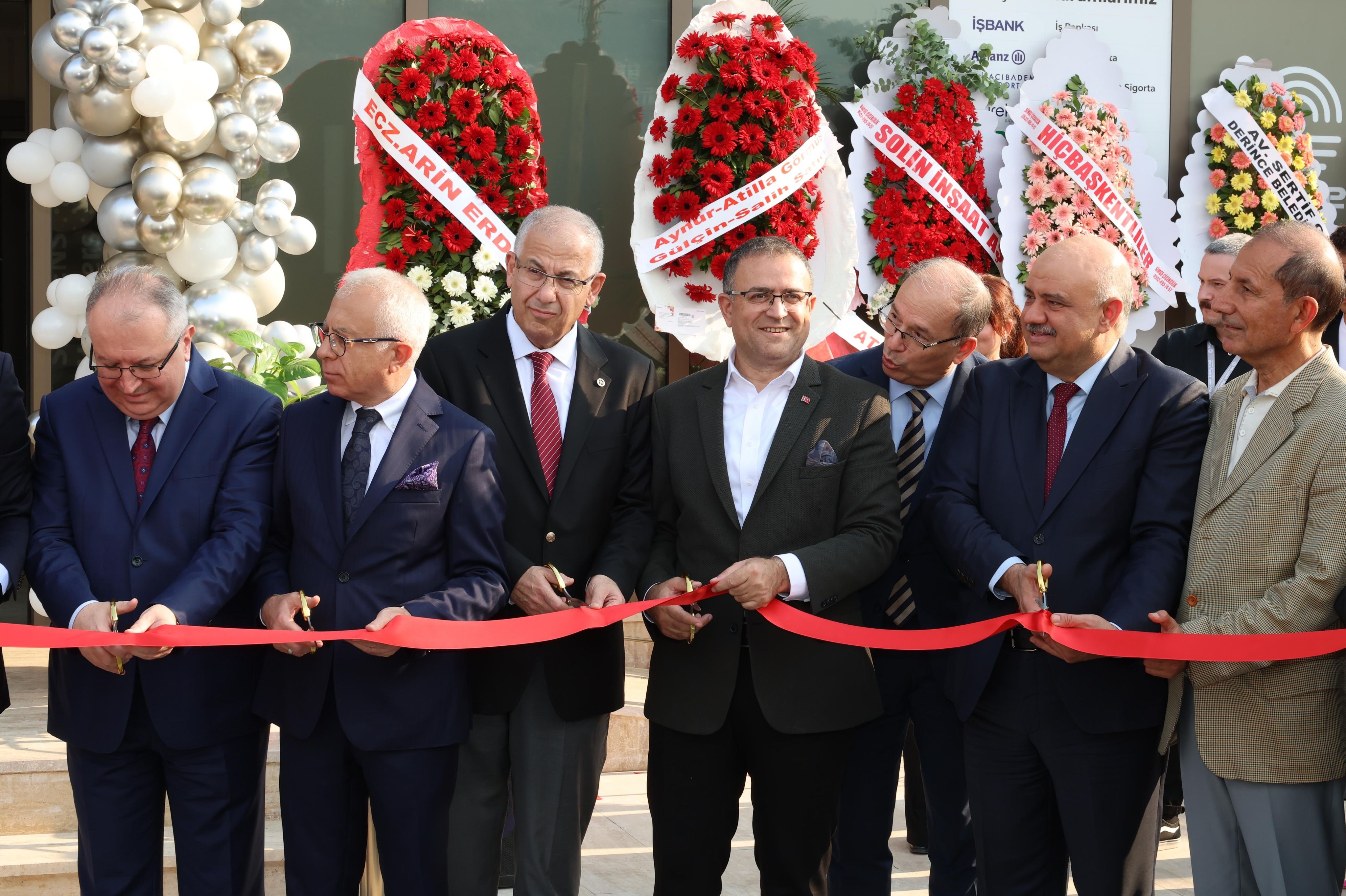 derince-belediye-baskani-sertif-gokce-kocaeli-radyoloji-merkezi-acilisi
