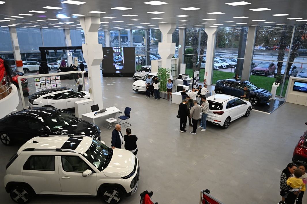 kartepe-belediye-baskani-mustafa-kocaman-hyundai-fertan-otomotiv-ioniq-3-lansmani-1