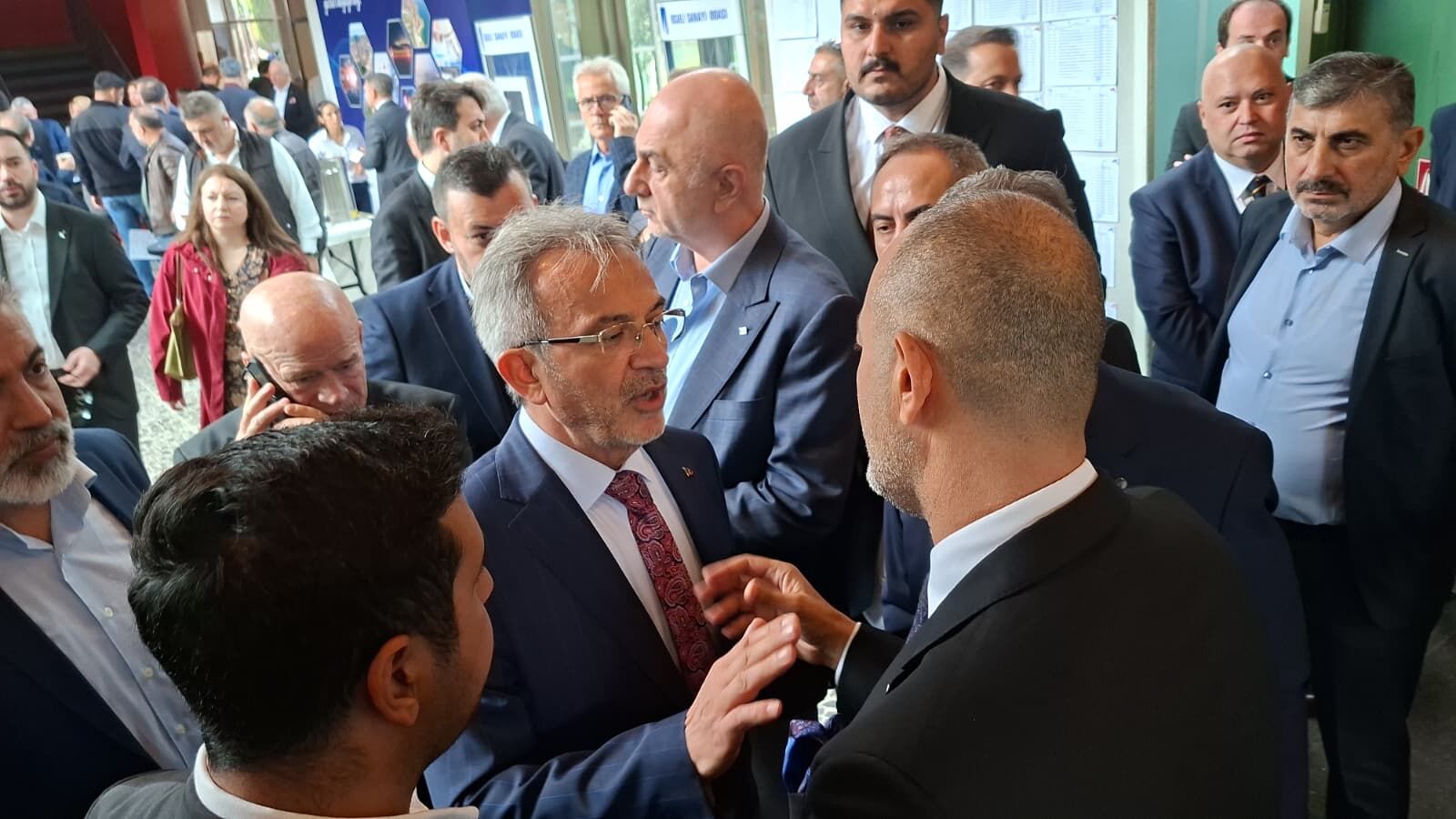 Ortalık Karıstı