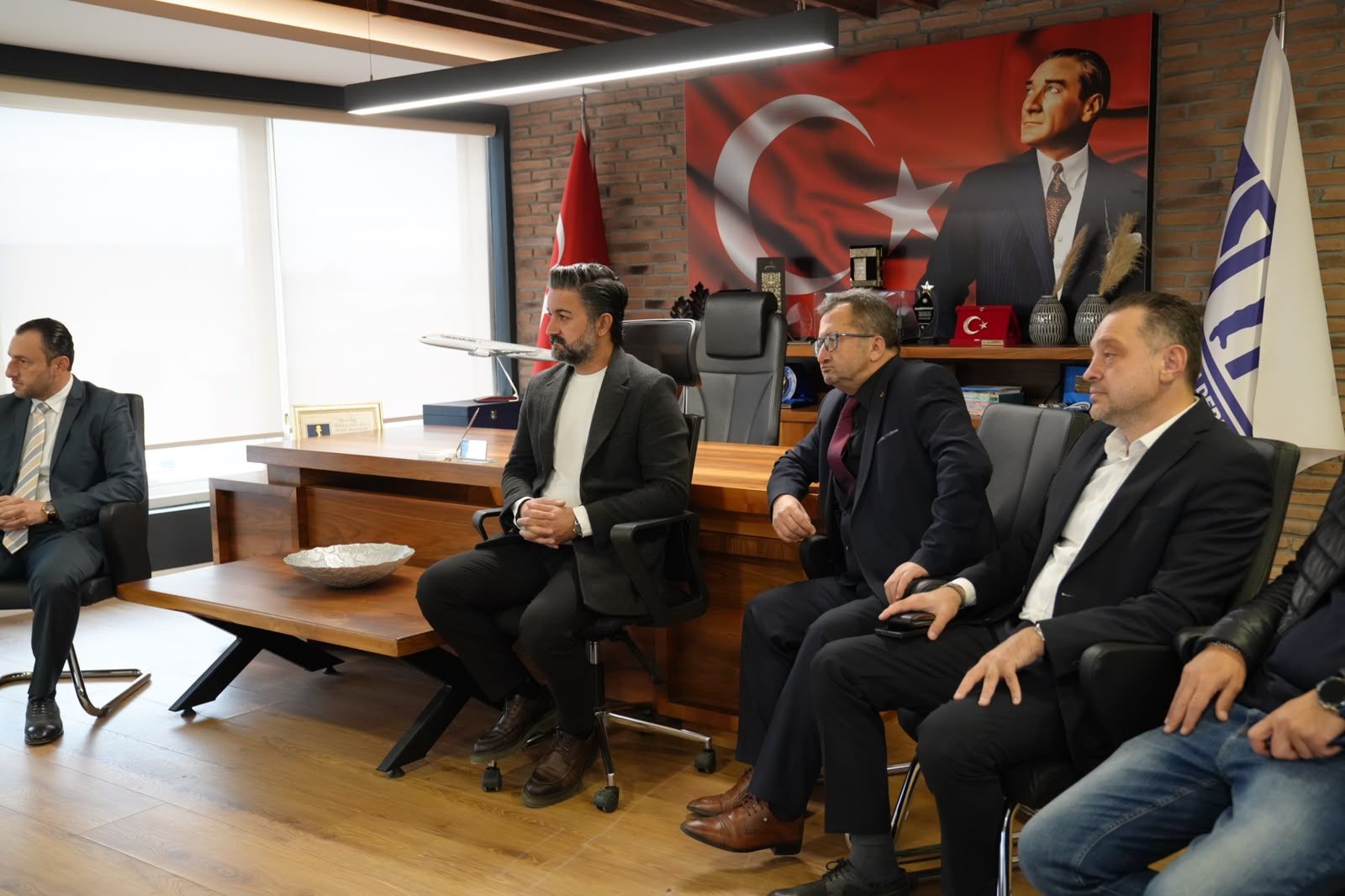 Gültekin Uysal Kocaeli’de ATİK’ten Seslendi: “Bilgilendirseniz Ne Kaybedersiniz?”-6