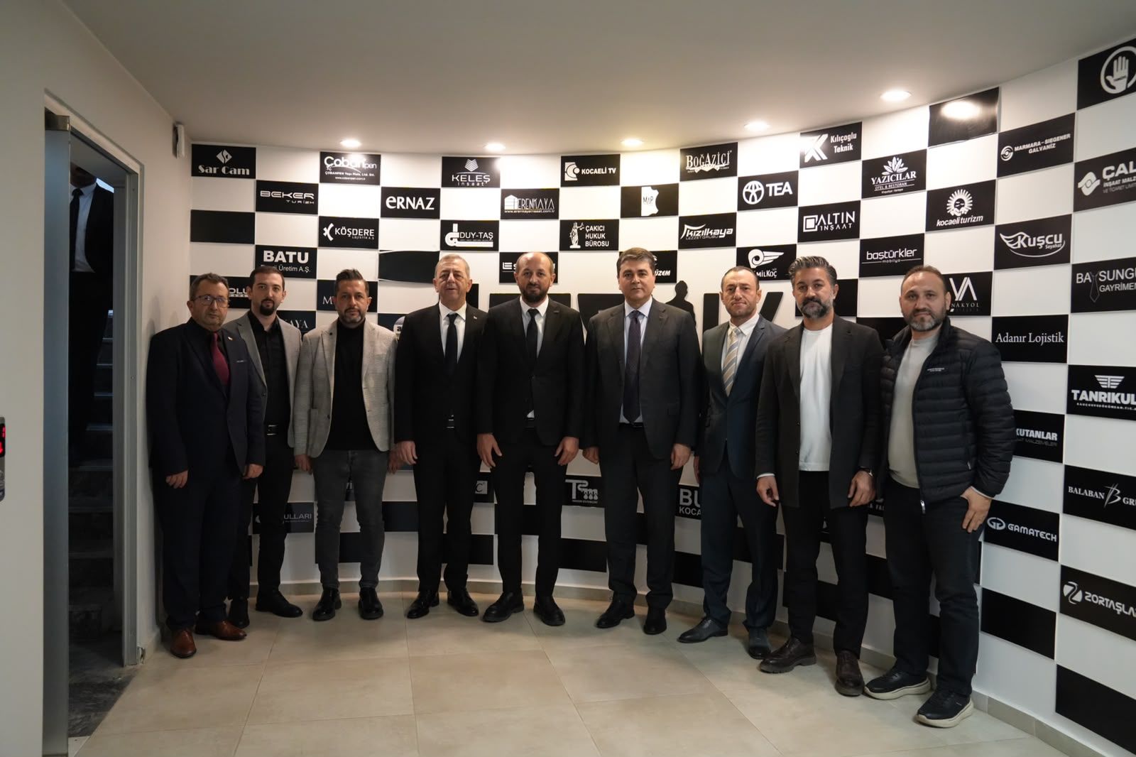 Gültekin Uysal Kocaeli’de ATİK’ten Seslendi: “Bilgilendirseniz Ne Kaybedersiniz?”-11
