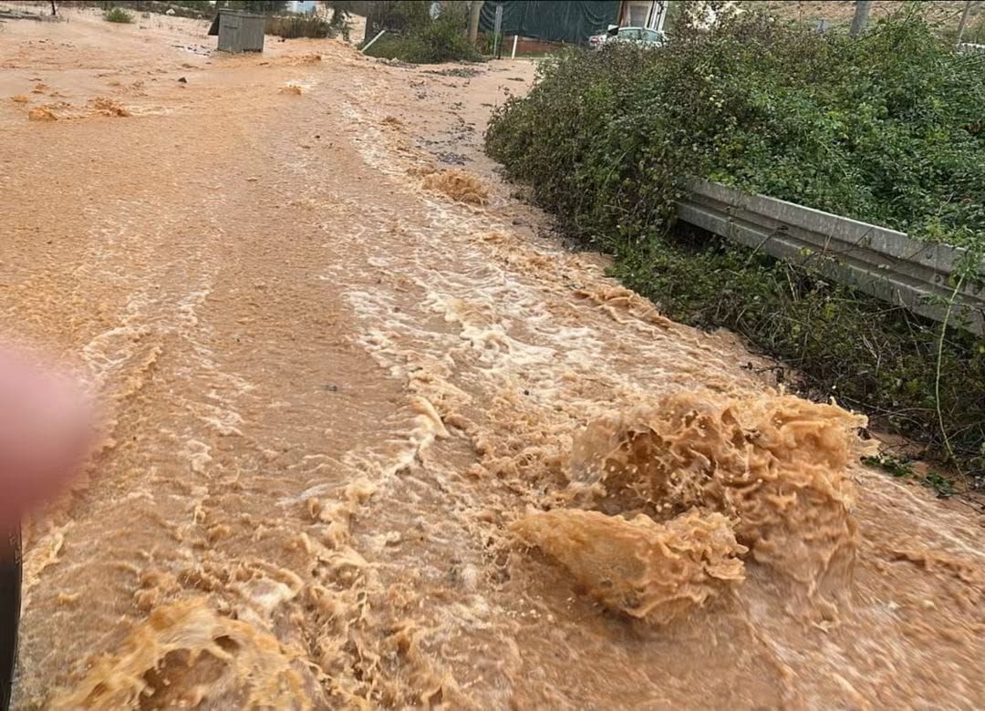 Son Dakika! Kandıra–Bağırganlı Yolu Trafiğe Kapatıldı!