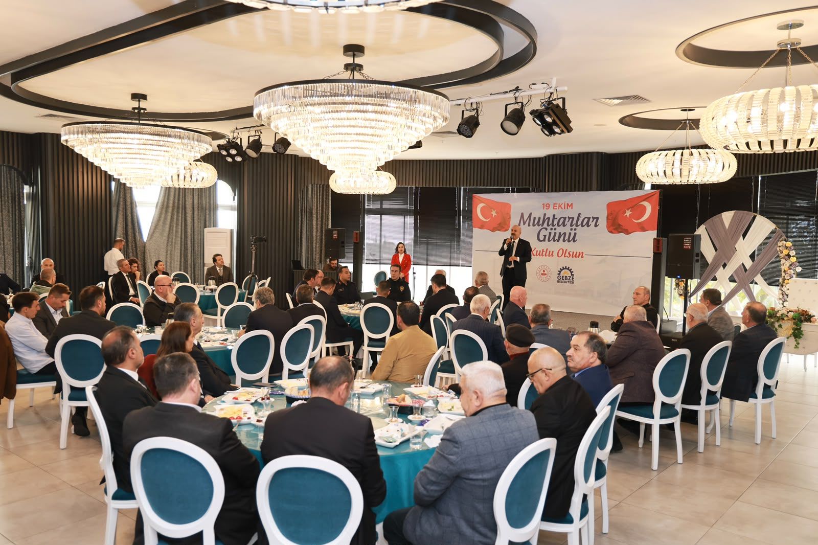 gebze-muhtarlar-gunu-zinnur-buyukgoz-mehmet-ali-ozyigit-4