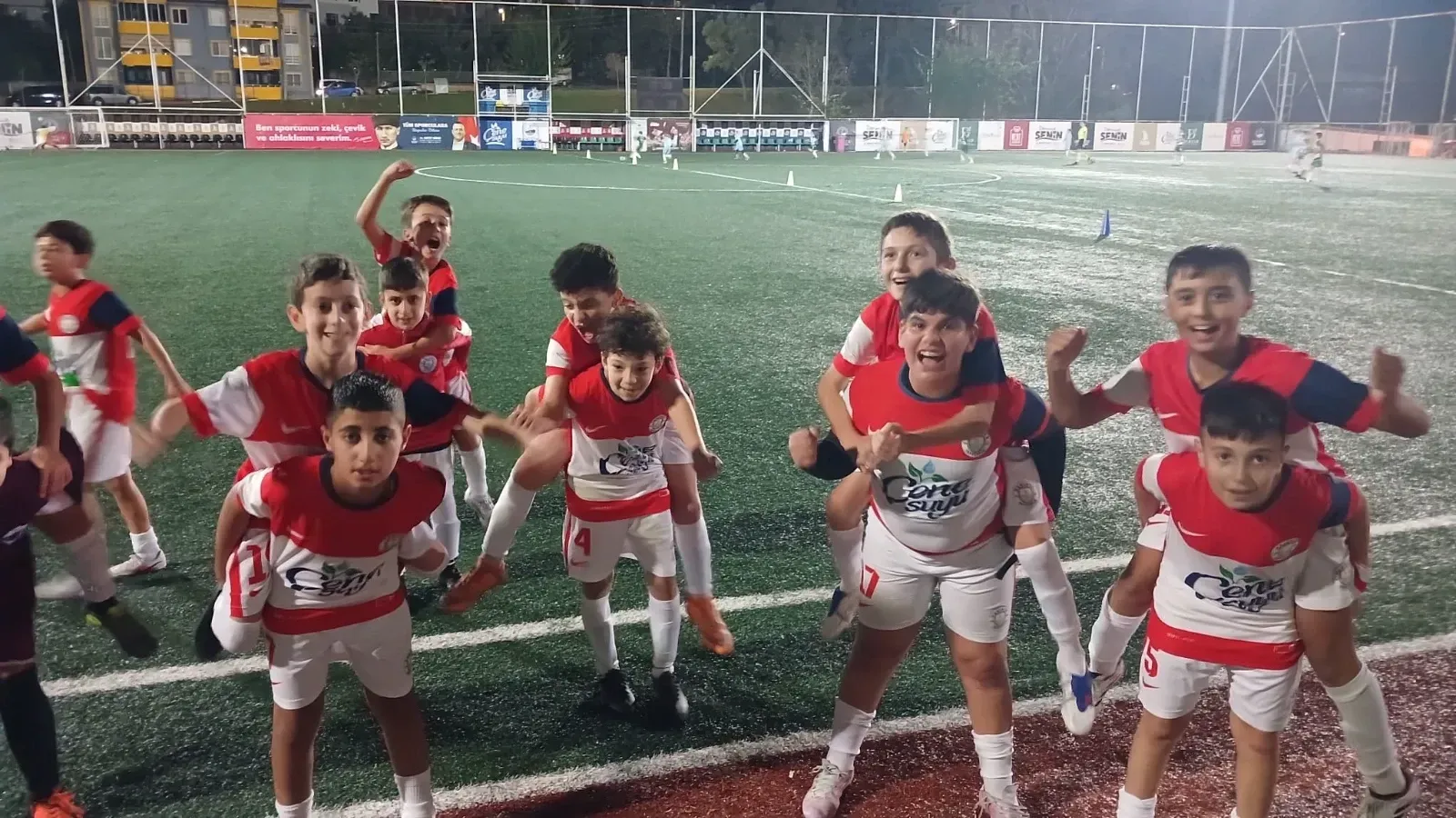 derince-yavuzspor-derince-as-u12-derbi-galibiyeti-1